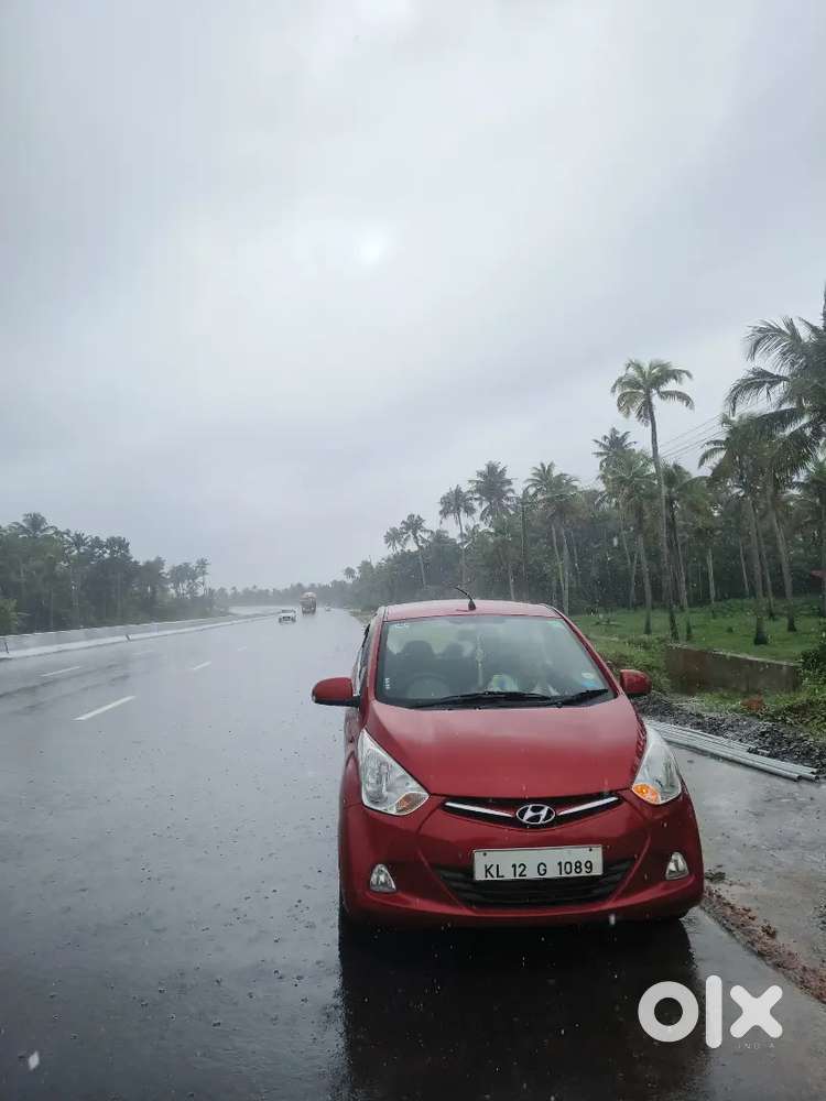Hyundai Eon Sportz 2012