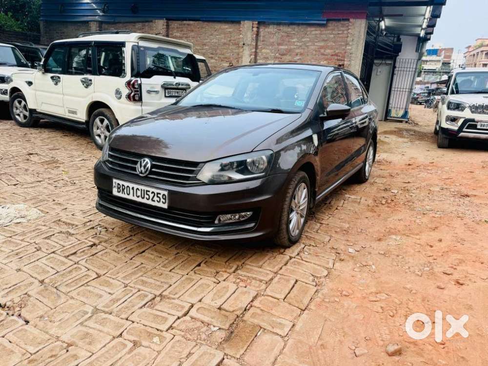 Volkswagen Vento 1.2 Highline Plus At 16 Alloy, 2016, Petrol