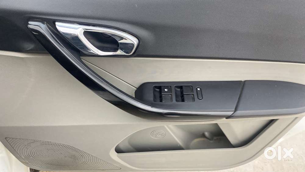 Tata Tiago 1.2 Revotron Xz, 2018, Petrol
