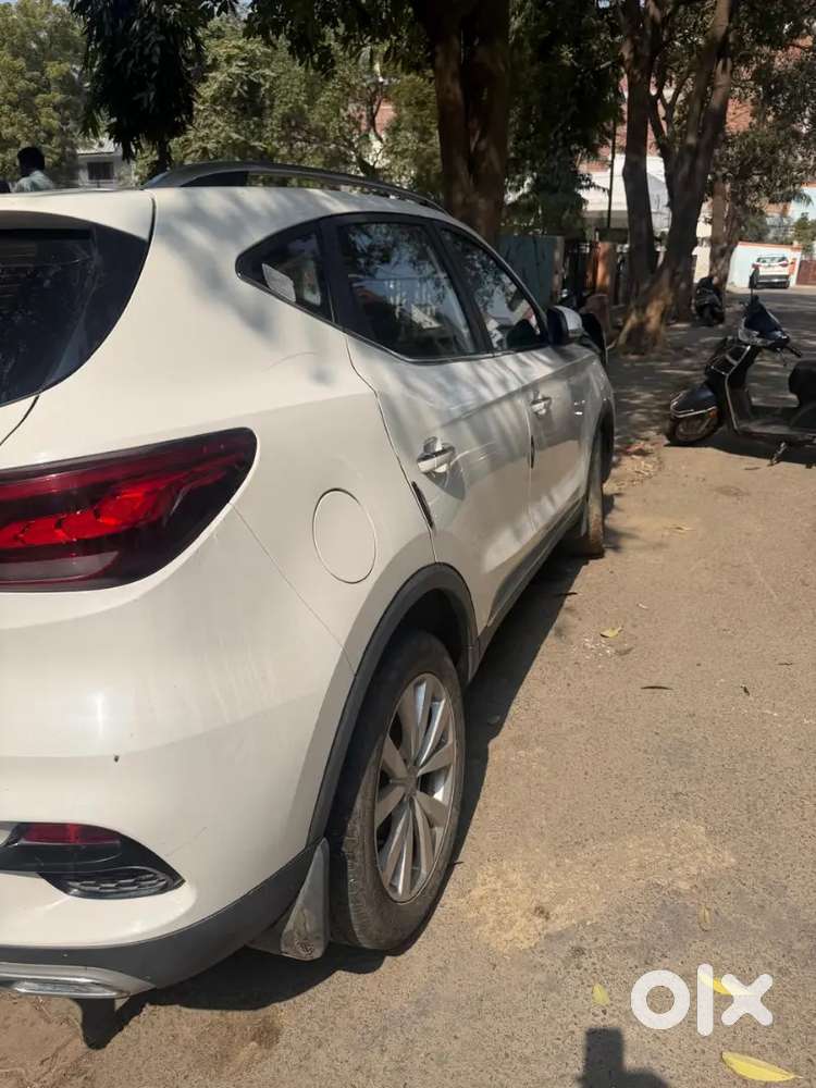 Mg Astor 2023 Petrol Well Maintained