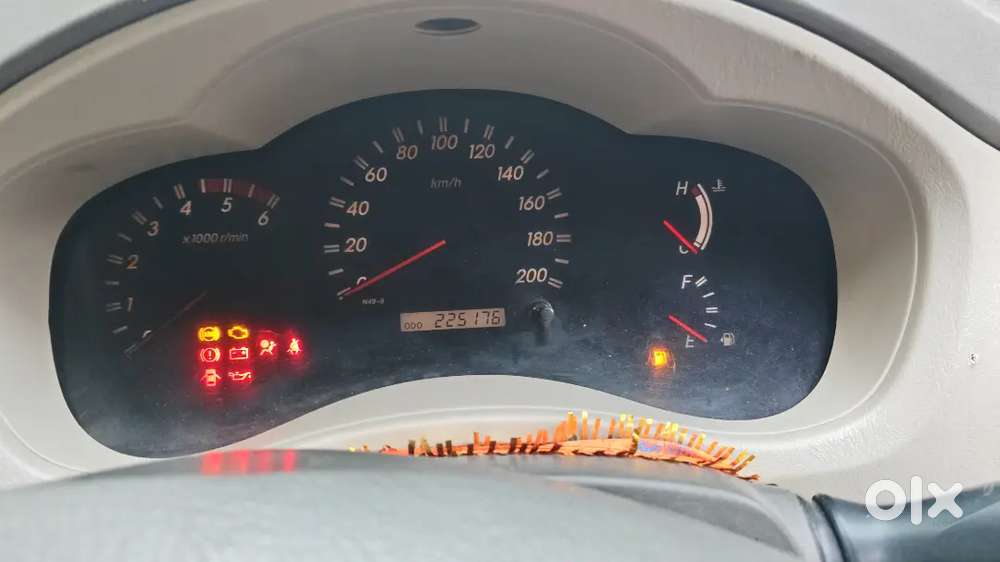 Toyota Innova 2010 Diesel Well Maintained