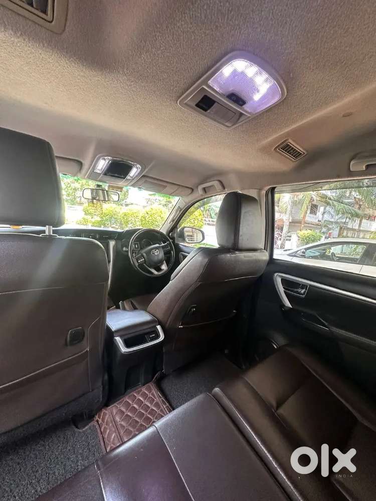 Toyota Fortuner Legender Diesel 2017/18