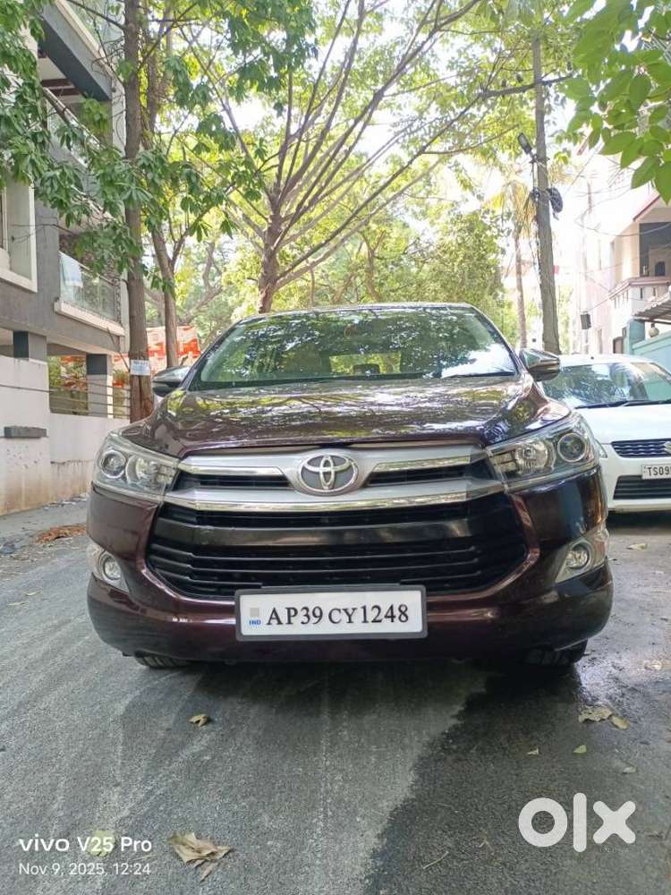 Toyota Innova Crysta 2.8z Automatic, 2019, Diesel