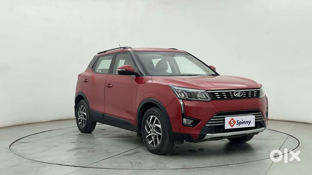 Mahindra Xuv300 1.2 W8 (o) Amt Petrol, 2022, Petrol