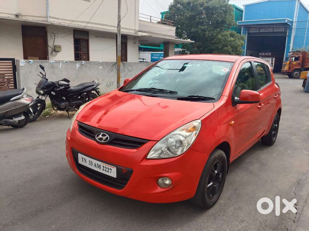 Hyundai I20 Sportz 1.2 Bs-iv, 2010, Petrol