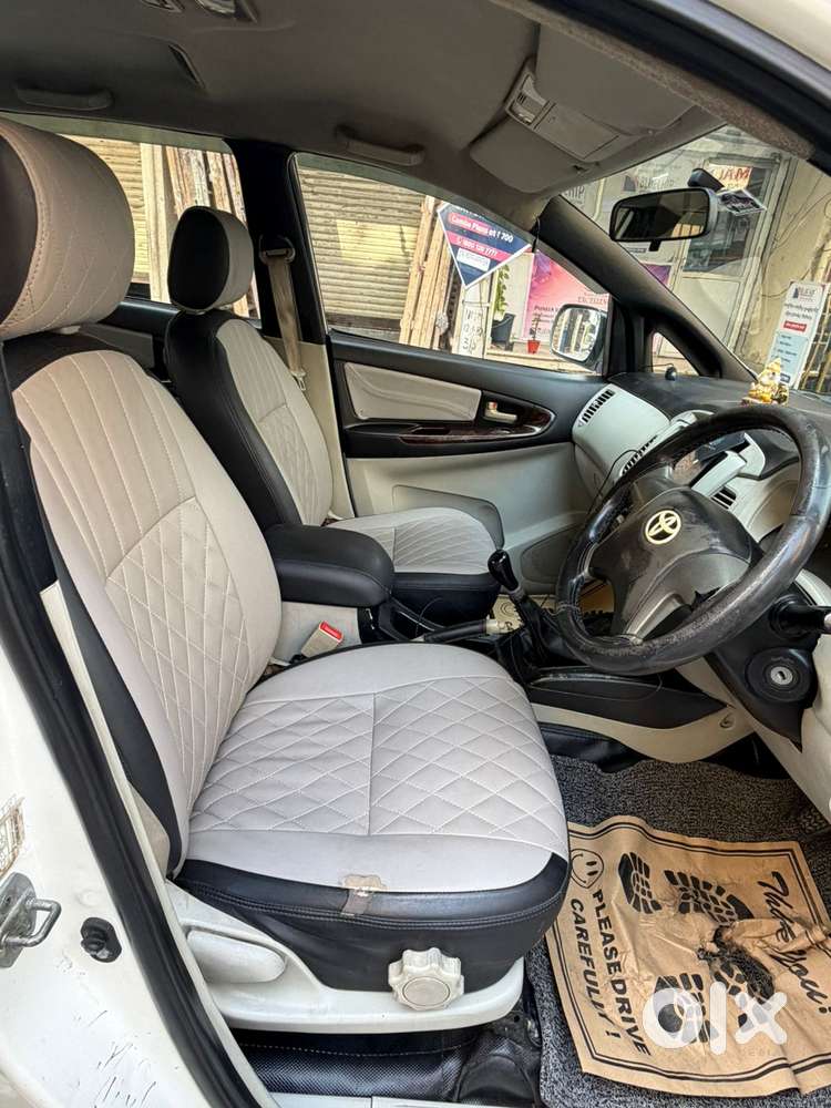 Toyota Innova 2.5 Gx 7 Str Bs-iii, 2012, Diesel