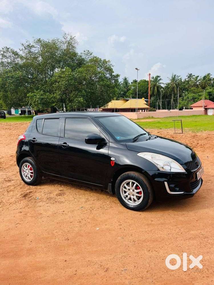 Maruti Suzuki Swift Lxi Option, 2017, Petrol