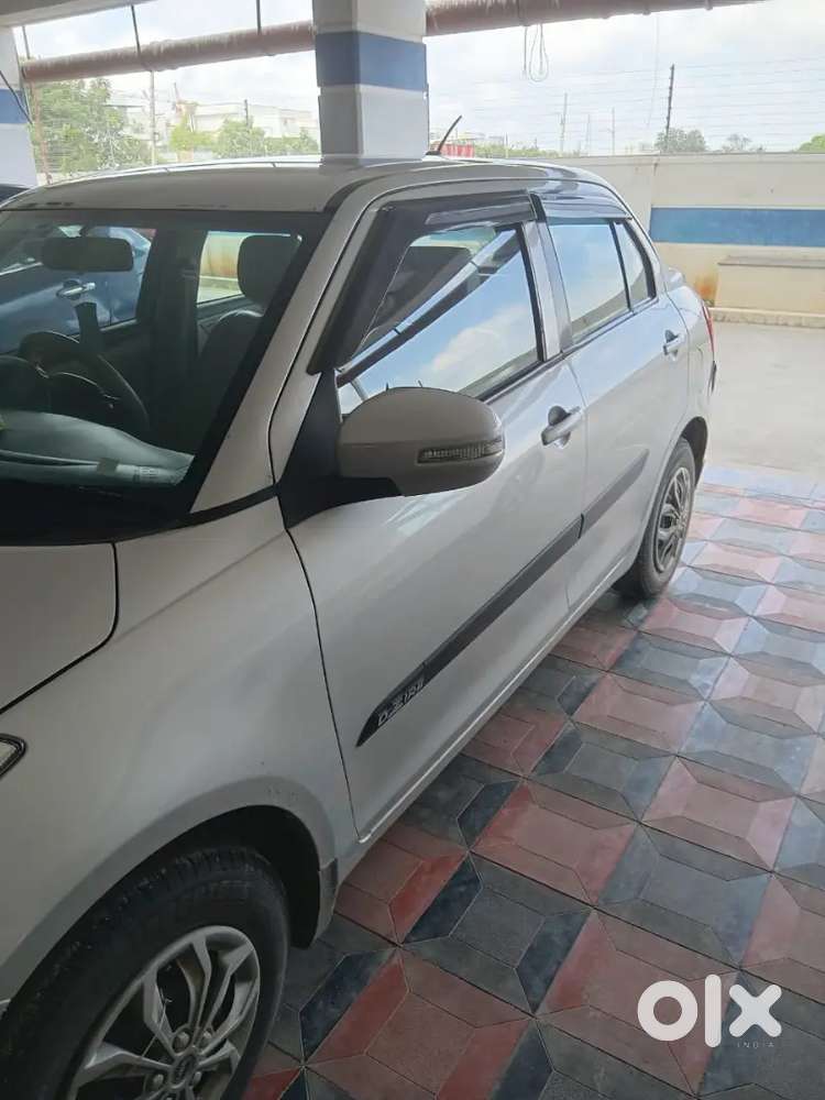 Maruti Suzuki Dzire 2013 Petrol 97000 Km Driven