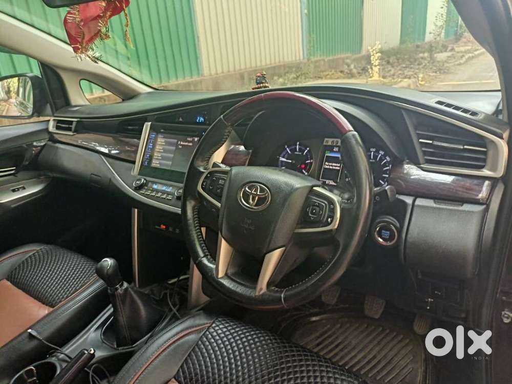 Toyota Innova Crysta 2.4 V, 2017, Diesel
