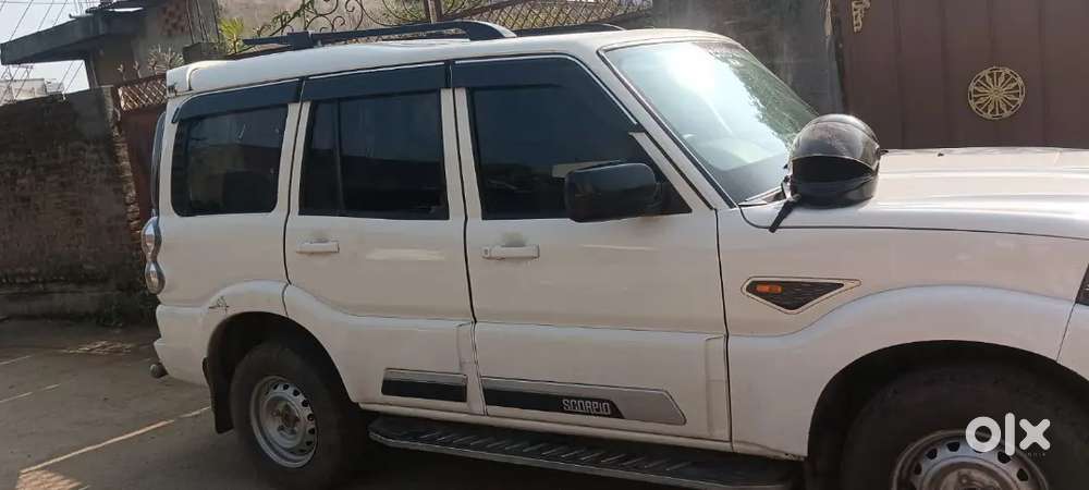 Mahindra Scorpio Diesel Manual 2016