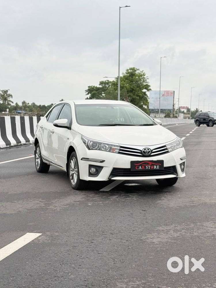 Toyota Corolla Altis Vl, 2014, Petrol