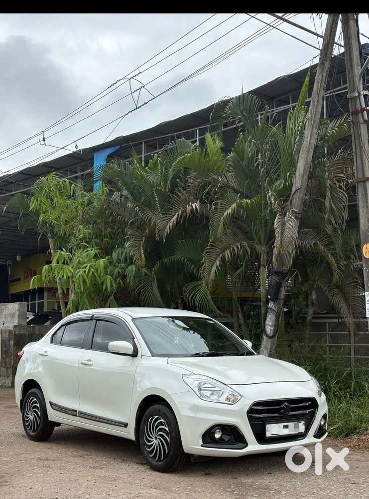 Maruti Suzuki Dzire 1.2 Vxi Amt, 2023, Petrol