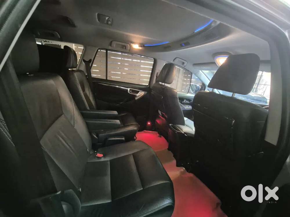 Toyota Innova Crysta Zx 2.4 Diesel Mt  2018  First Owner