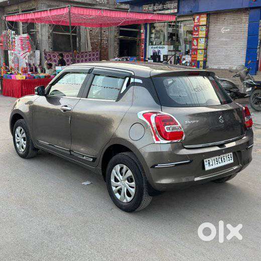Maruti Suzuki Swift Vvt Vxi, 2021, Petrol