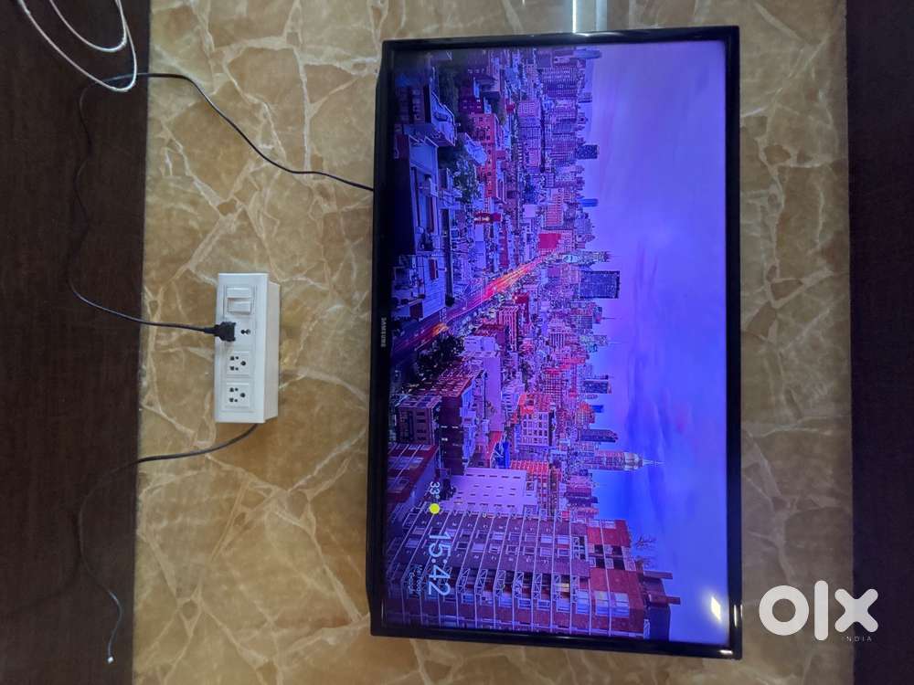 Samsung TV 40 inch