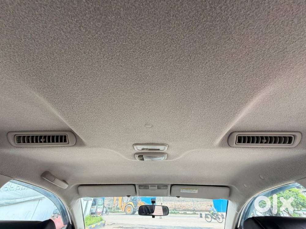 Toyota Innova 2.5 G (diesel) 8 Seater, 2015, Diesel