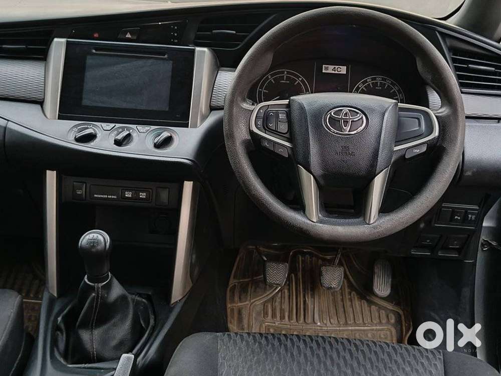 Toyota Innova Crysta 2.4 G Mt, 2018, Diesel