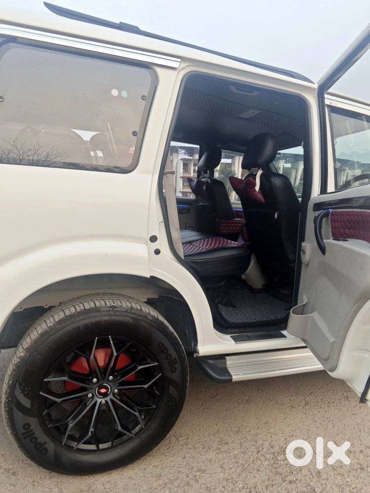Mahindra Scorpio S4 4wd, 2016, Diesel