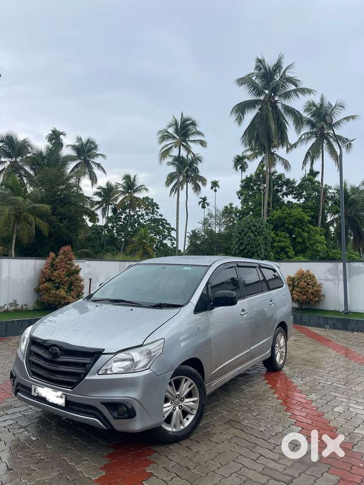 Toyota Innova Diesel 2015