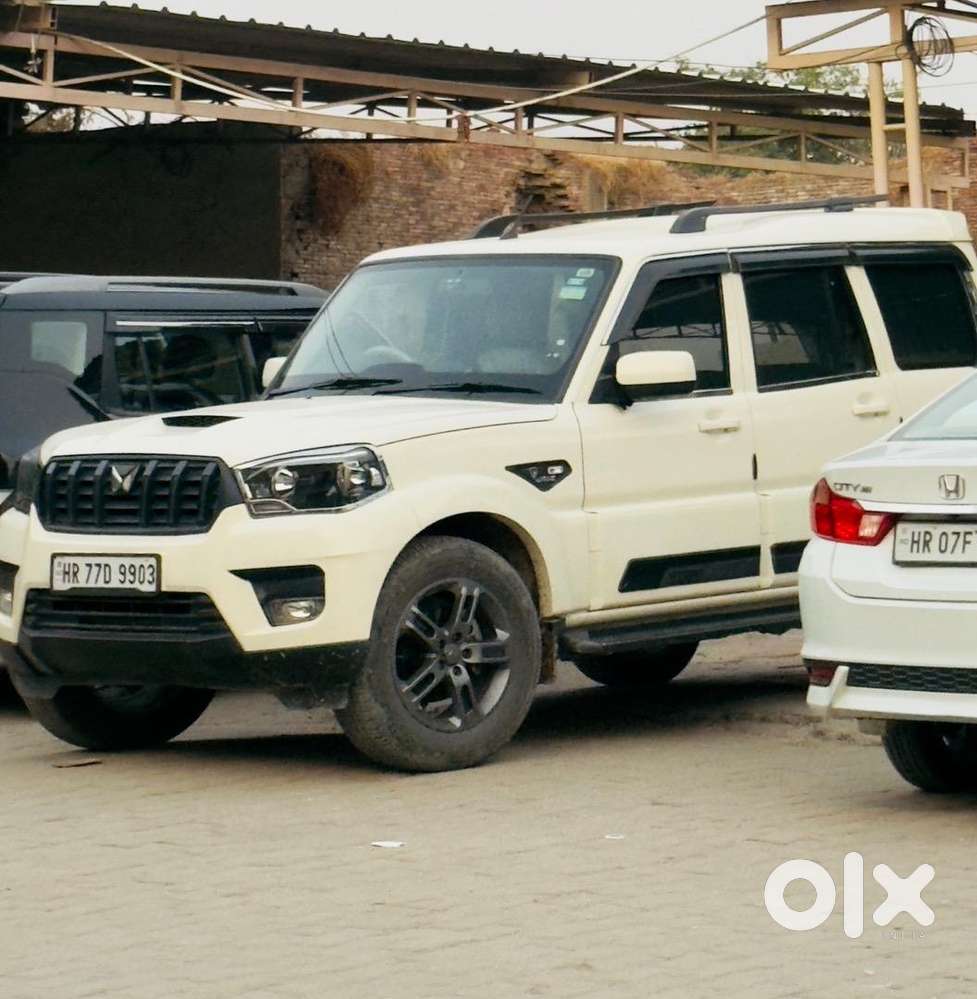 Mahindra Diesel Car 2022
