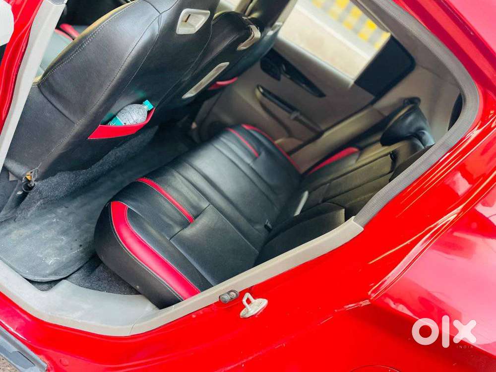 Mahindra Kuv 100 K6 G 5 Str, 2016, Cng & Hybrids