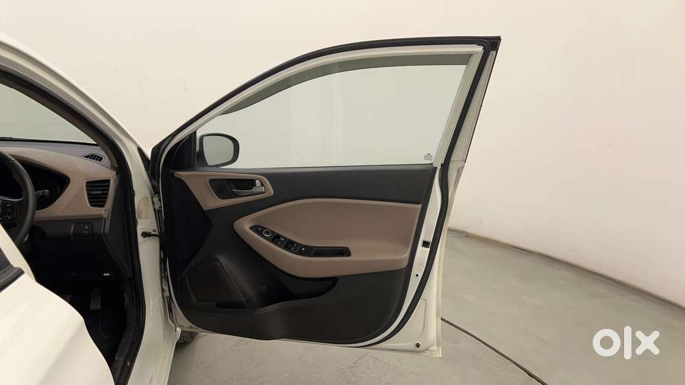 Hyundai Elite I20 Sportz 1.4, 2015, Diesel