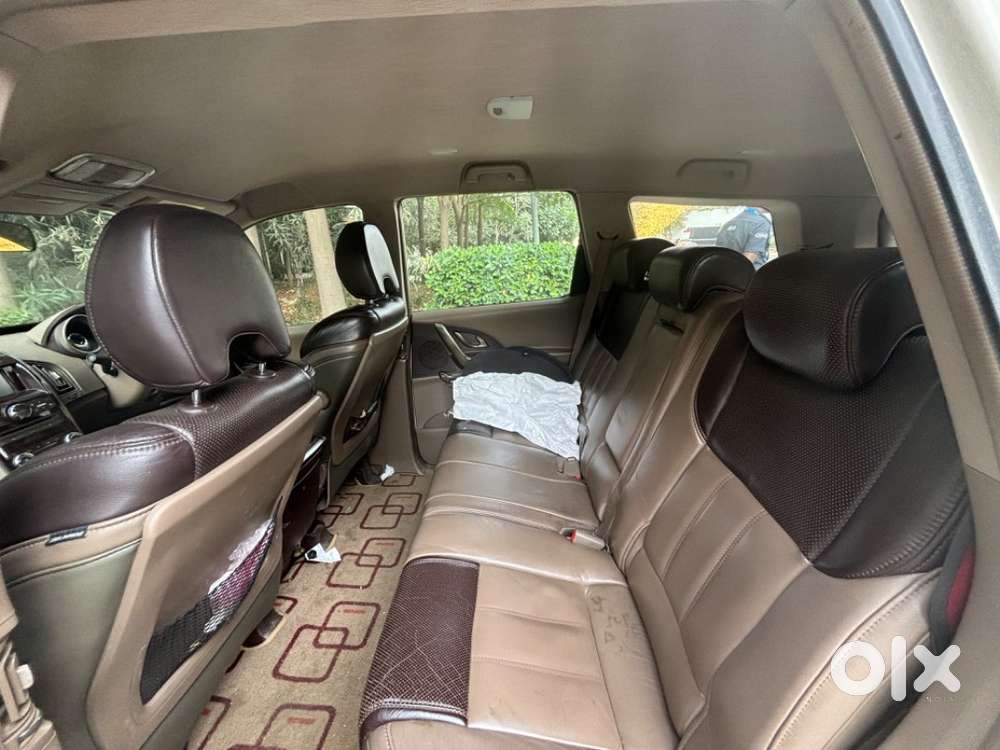 Mahindra Xuv500 W8 2012 Diesel 144000 Km Driven