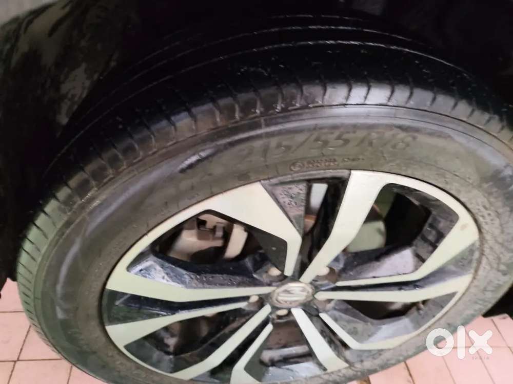 Mg Hector Plus 2023 Petrol Well Maintained