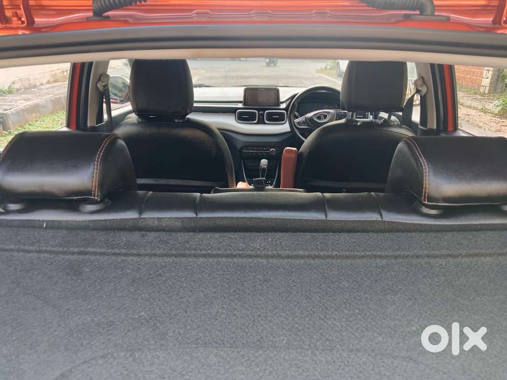 Tata Punch Creative Dual Tone Amt Sunroof, 2023, Petrol