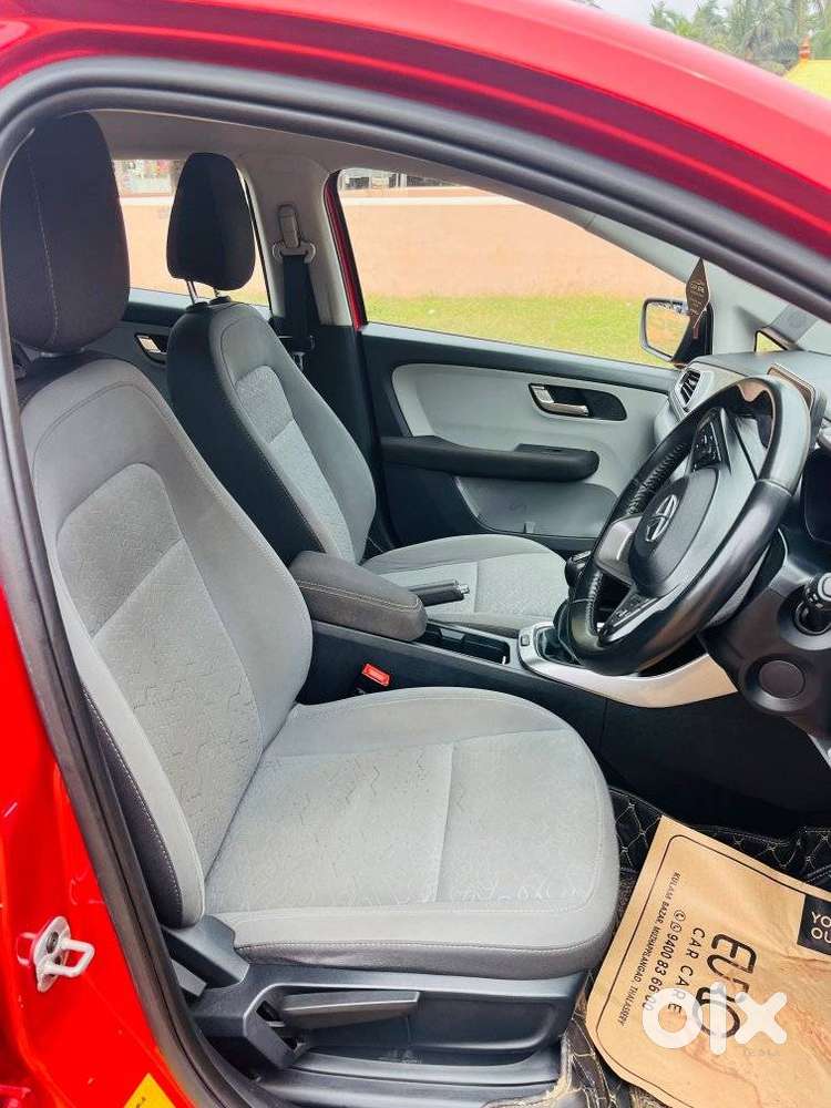 Tata Altroz Xz, 2021, Petrol