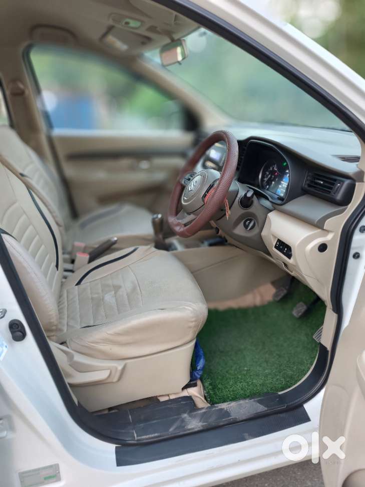Maruti Suzuki Ertiga 1.5 Vxi, 2022, Petrol
