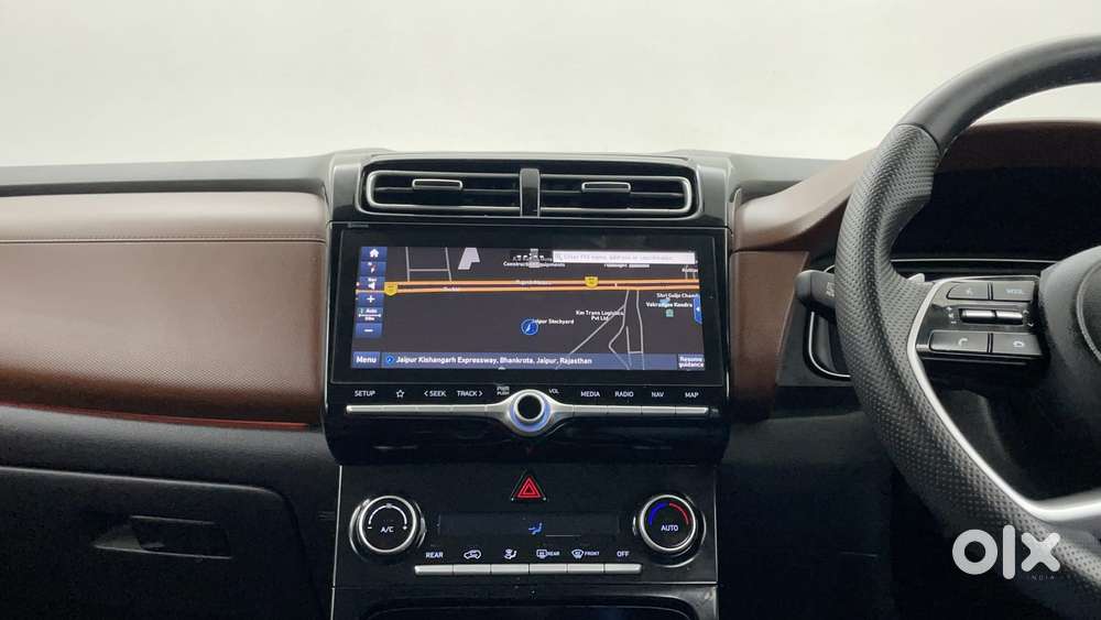 Hyundai Alcazar 2.0 Signature (o) Petrol At 7 Str, 2022, Petrol