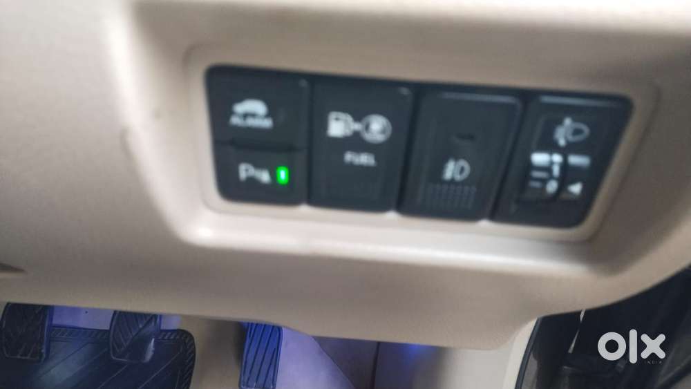 Maruti Suzuki Ertiga Vxi Cng, 2017, Cng & Hybrids