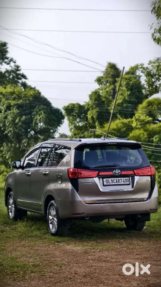 Toyota Innova Crysta 2019
