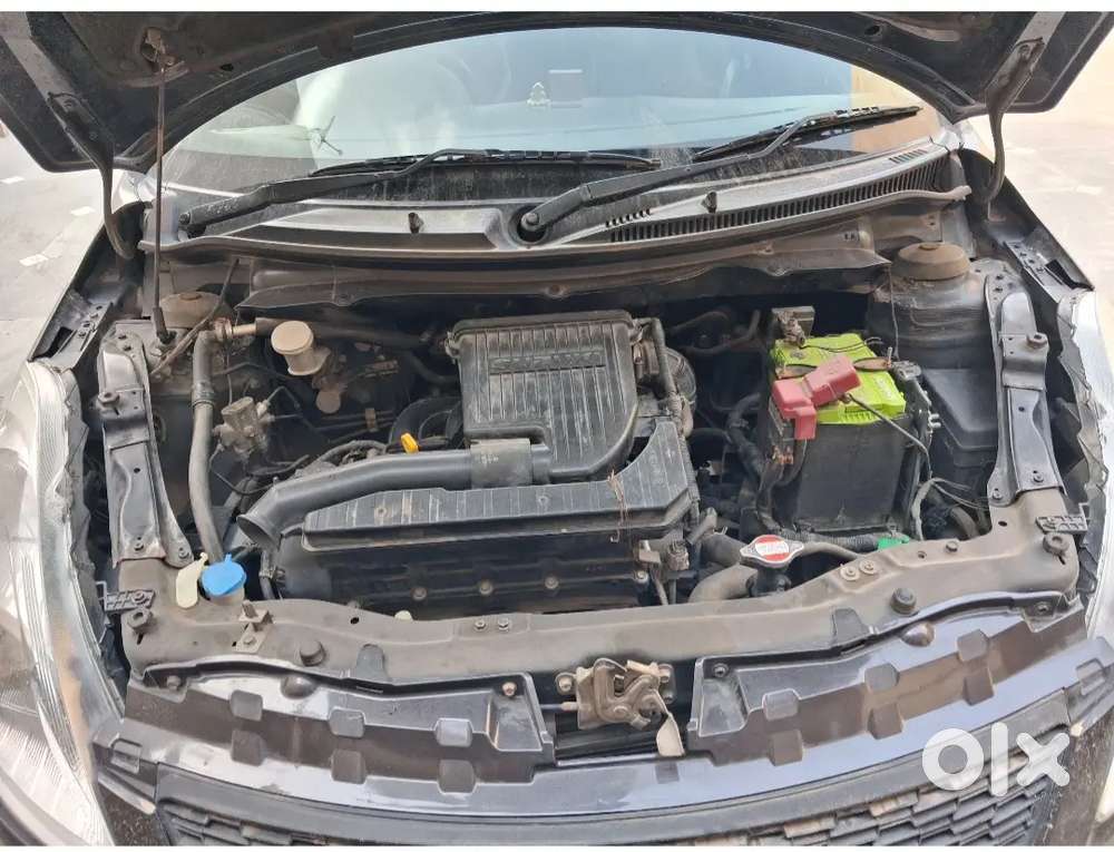 Maruti Suzuki Swift Lxi 2017