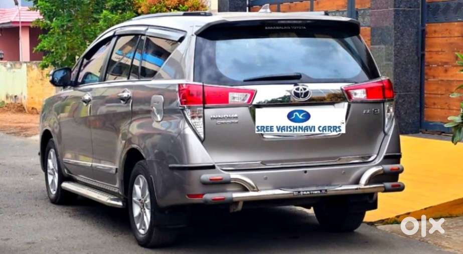 Toyota Innova Crysta G 8 Str, 2016, Diesel