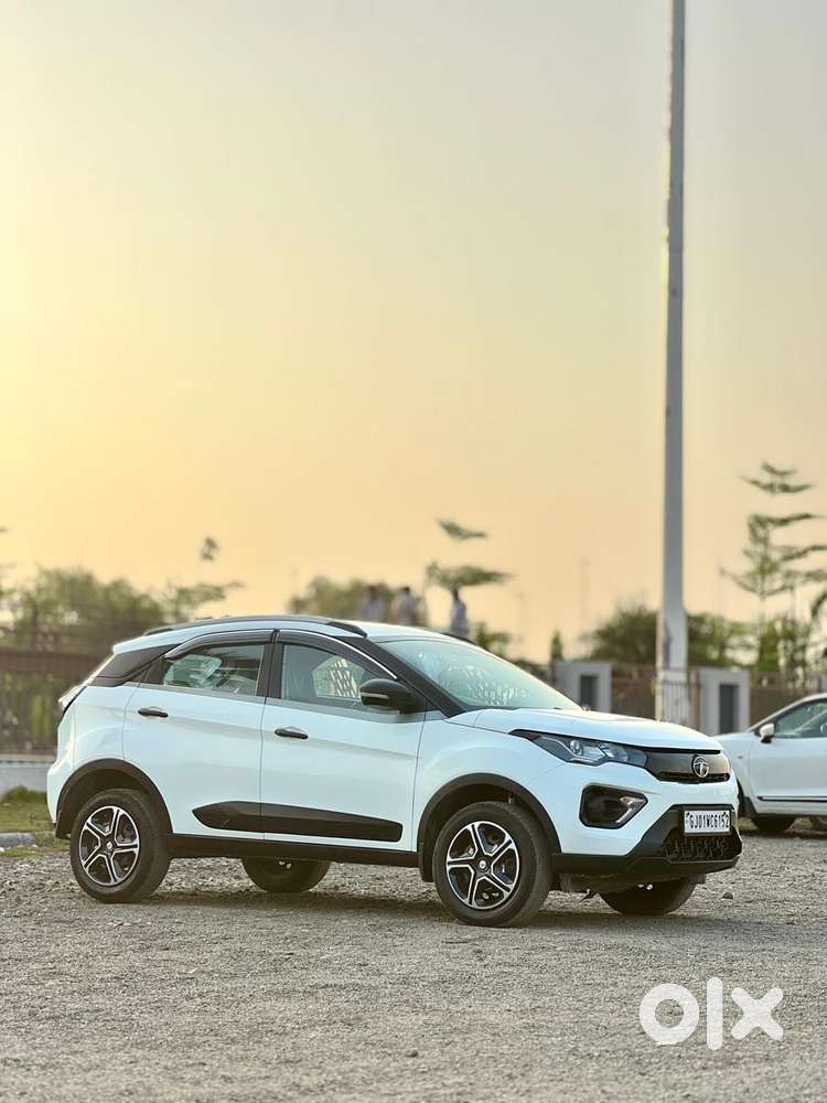 Tata Nexon 1.2 Revotron Xm (s), 2021, Diesel