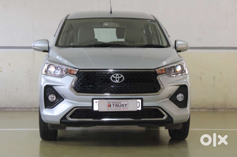 Toyota Rumion V Mt, 2025, Petrol