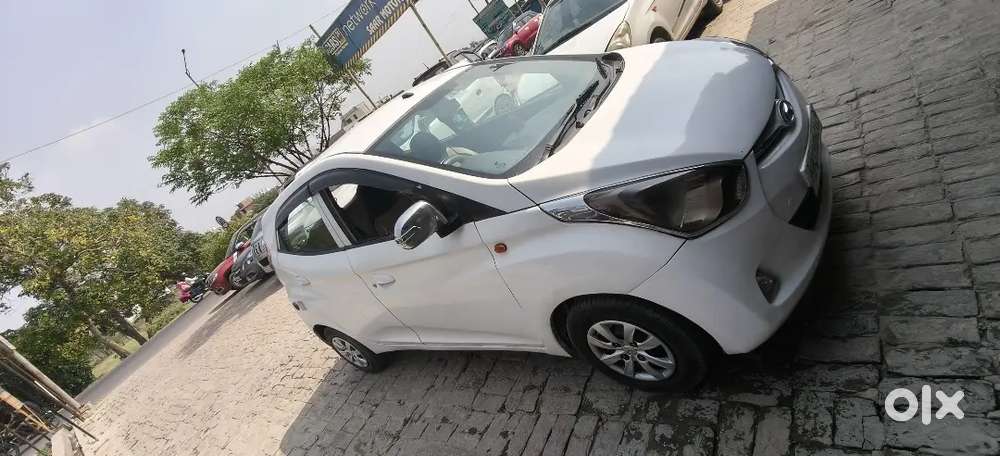 Hyundai Eon 2014 Lpg Well Maintained