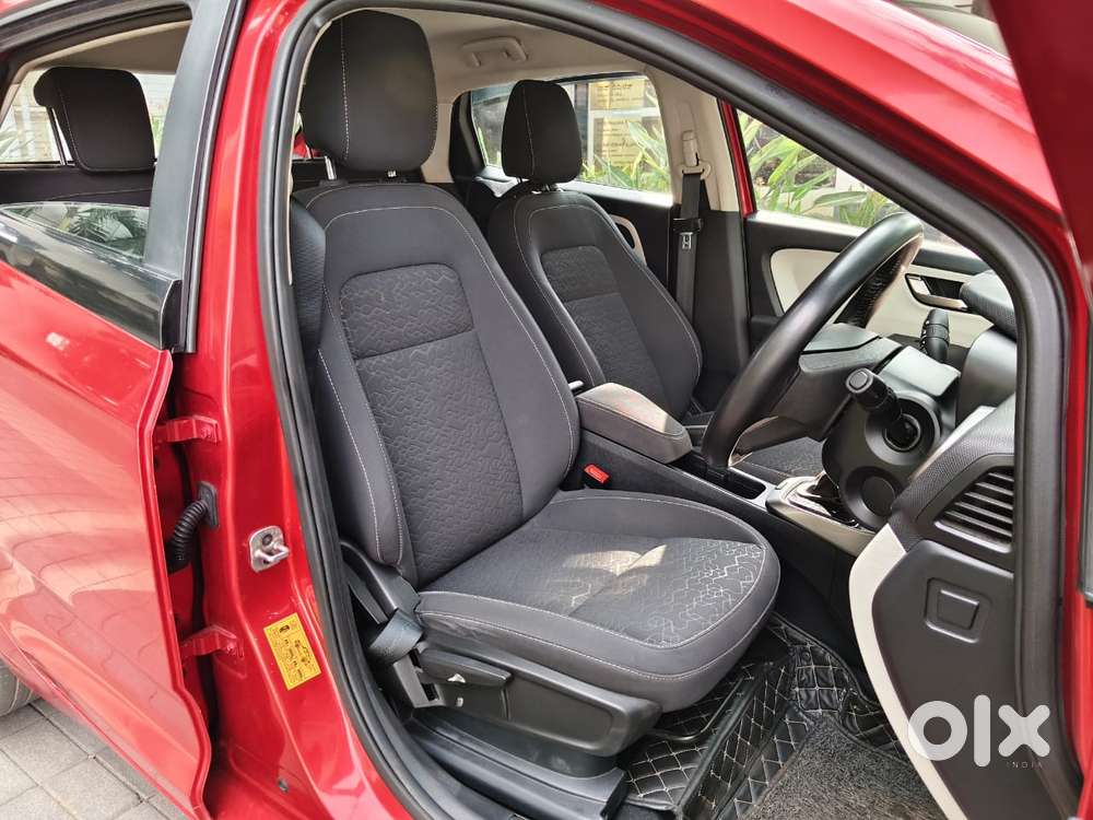 Tata Altroz 1.2 Xz Plus Rtn Dct, 2022, Petrol