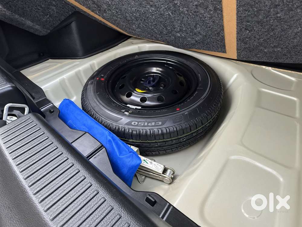 Maruti Suzuki Swift Dzire Zxi + Amt, 2018