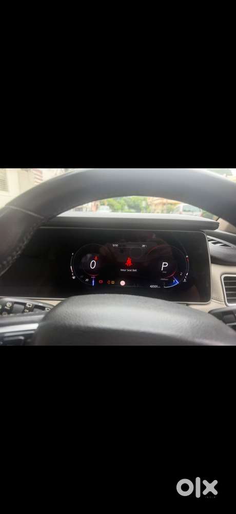 Mahindra Xuv700 Petrol 2021