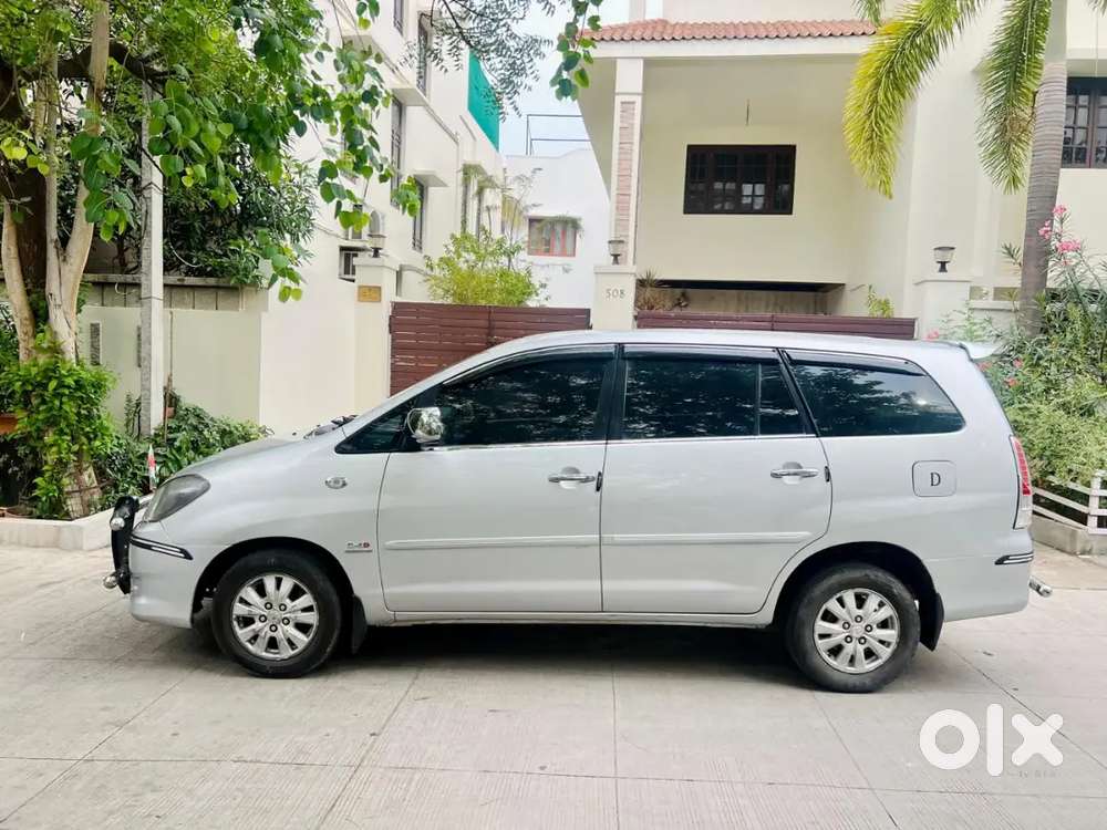 Toyota Innova 2.5 V Very Good Condition