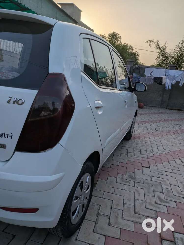 Hyundai I10 Sportz 2011