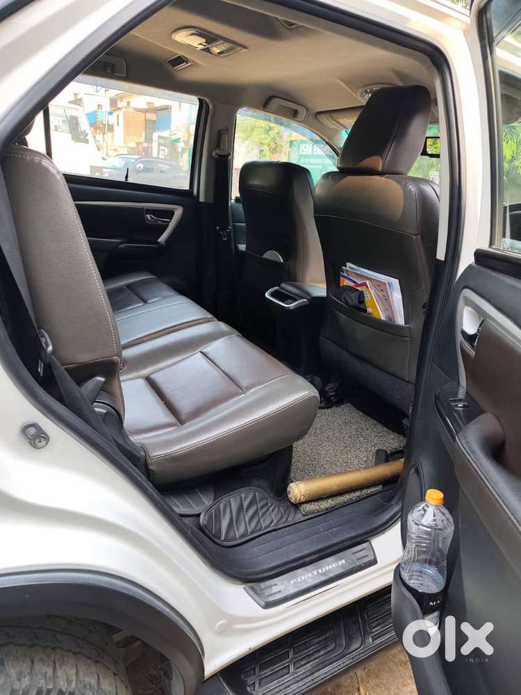 Toyota Fortuner 2019 Diesel 200000 Km Driven