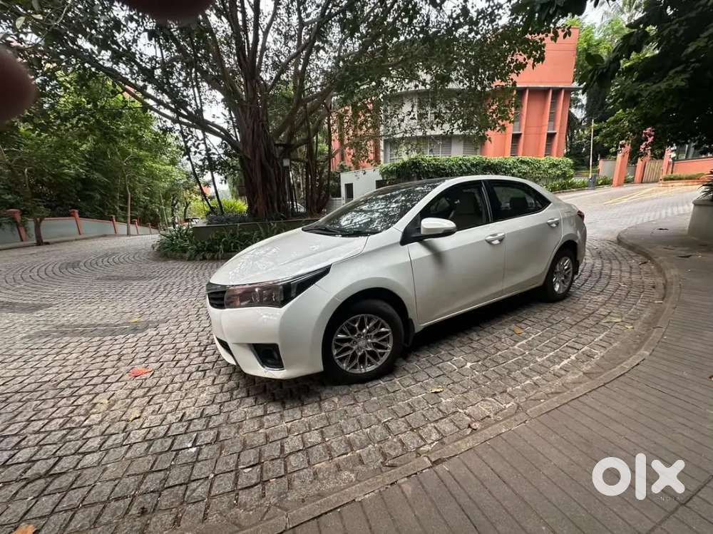 Toyota Corolla Altis 2016