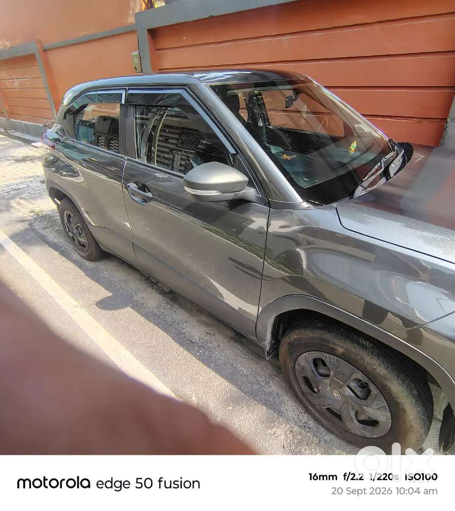 Tata Punch Pure Icng 2025