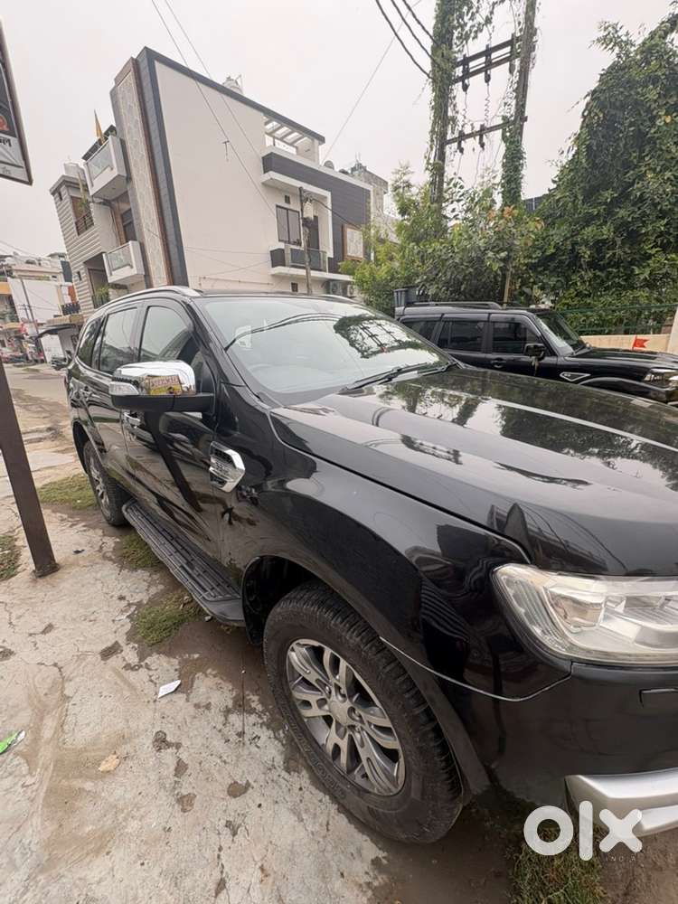 Ford Endeavour 2017 Diesel 95000 Km Driven