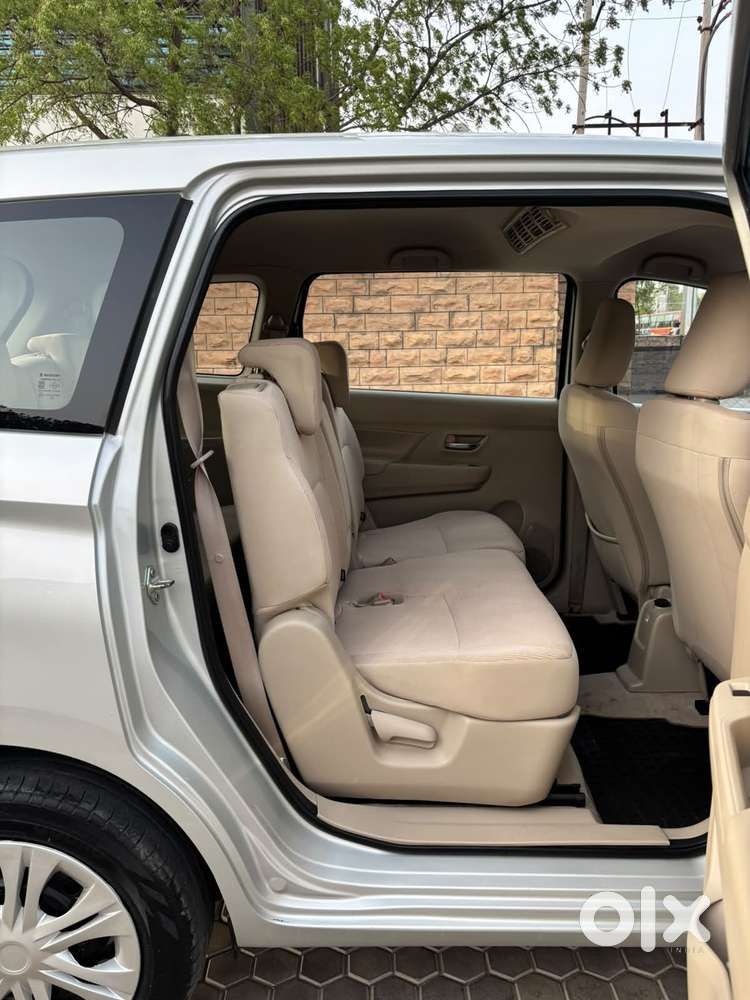 Maruti Suzuki Ertiga Vxi At Petrol, 2019, Petrol