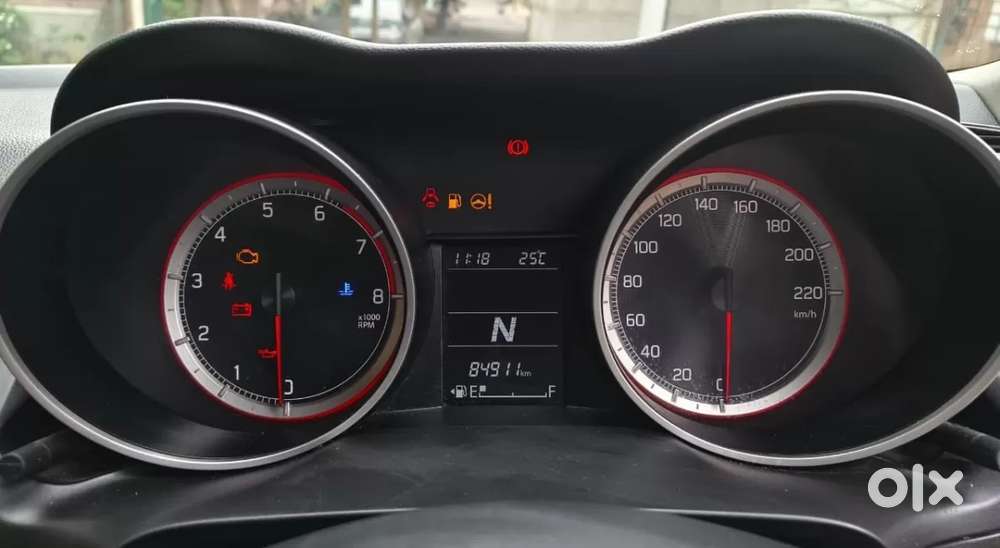 Maruti Suzuki Swift Amt Vxi, 2018, Petrol